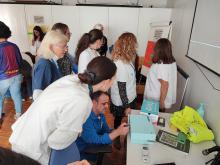 Professionals durant un moment del joc
