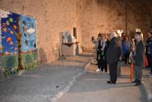 La Catedral de Girona obre els soterranis de les sales capitulars per acollir l’exposició “Vibracions” de l’associació Família i Salut Mental