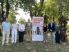 Els representants de l'IAS, de Família i Salut Mental, Support-Girona i Fundació Drissa presenten la imatge de campanya als jardins del Parc Hospitalari Martí i Julià de Salt	