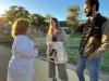 La Mar i l'Adrià acompanyats per Teresa Lapiedra, infermera especialitzada en dol